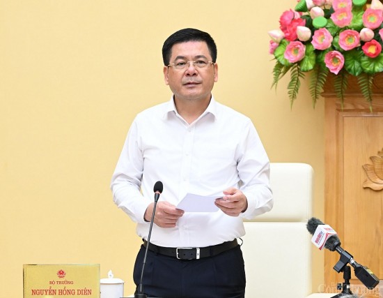 Bộ trưởng Nguyễn Hồng Diên yêu cầu xử lý trách nhiệm nếu để chậm tiến độ các dự án điện khí