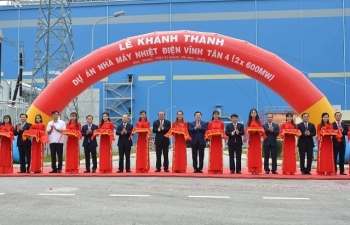 Phó Thủ tướng Trương Hoà Bình cắt băng khánh thành nhà máy nhiệt điện Vĩnh Tân 4