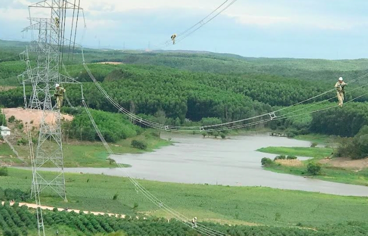 Tách vận hành một số đường dây 500kV phục vụ đấu nối mạch 3