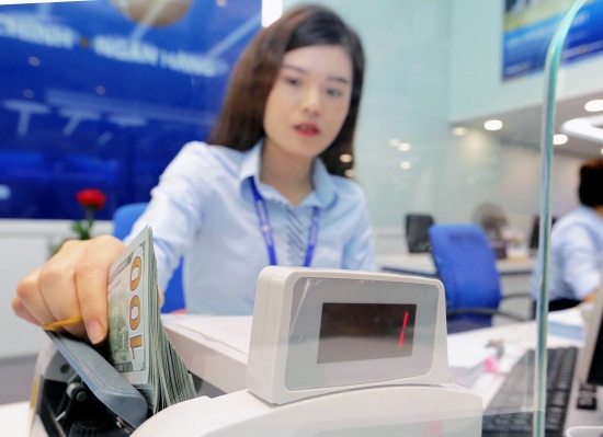 Tỷ giá USD hôm nay 10/5: Đô la Mỹ tăng mạnh, cận kề mức 104 điểm