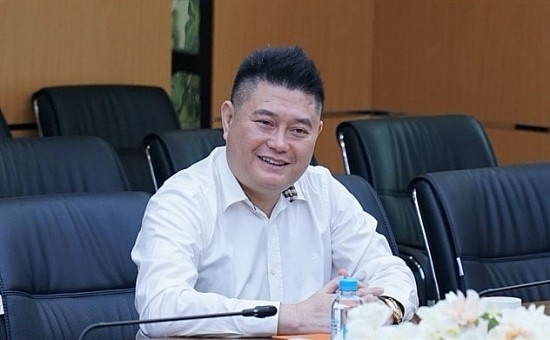 Từ bỏ tham vọng bay vào vũ trụ, bầu Thụy sẽ chuyên tâm làm ngân hàng?