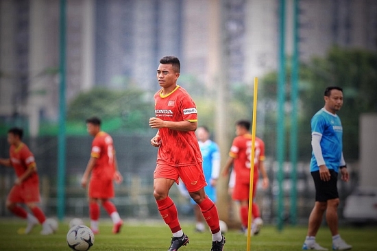 Hồ Thanh Minh - Chàng trai dân tộc Tà Ôi tỏa sáng trên sân cỏ