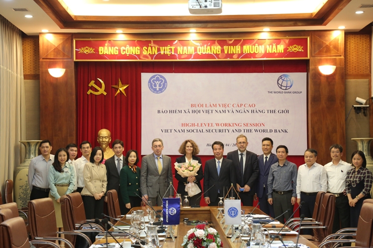Bảo hiểm Xã hội Việt Nam và WB: Tăng cường hợp tác trong lĩnh vực bảo hiểm xã hội, bảo hiểm y tế
