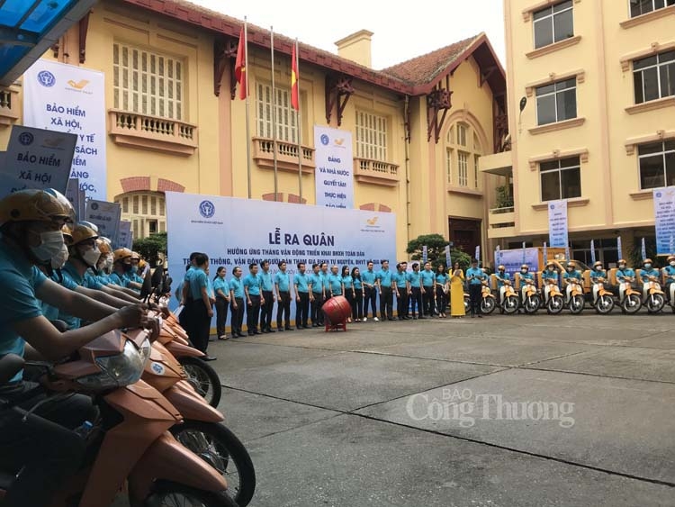 Hưởng ứng tháng vận động triển khai bảo hiểm xã hội toàn dân