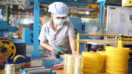 Tháo gỡ khó khăn thiếu hụt lao động cho doanh nghiệp