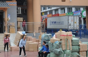 Lượng xe tồn bắt đầu giảm mạnh trên các cửa khẩu biên giới phía Bắc