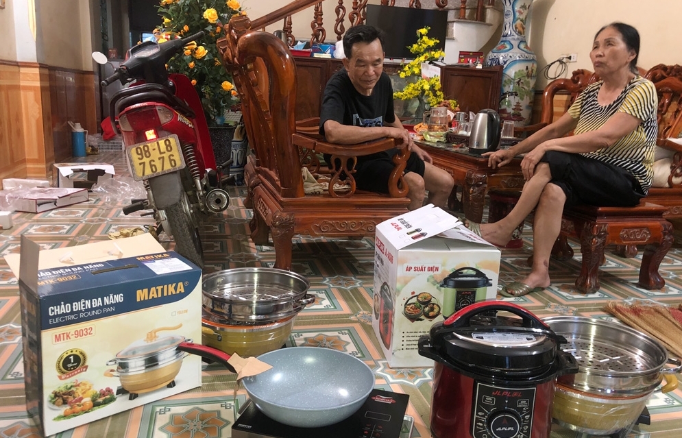 Mua hàng hoàn lại tiền: “Biến tướng” lừa đảo người tiêu dùng