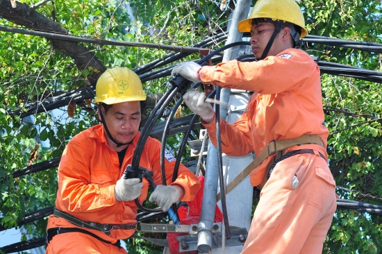 EVNHANOI: Lý giải nguyên nhân hóa đơn tiền điện tăng cao