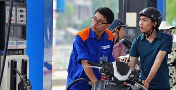 Giá xăng tiếp tục giảm mạnh từ 15h ngày 21/11