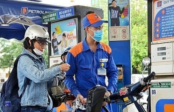 Giá xăng dầu đồng loạt giảm từ 0h00 ngày 1/1/2019