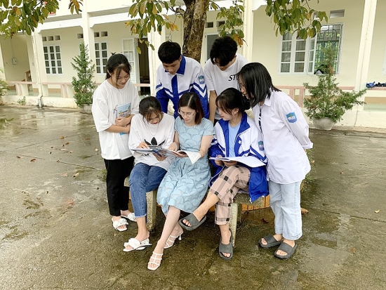 Tấm lòng thầy cô với học sinh miền núi