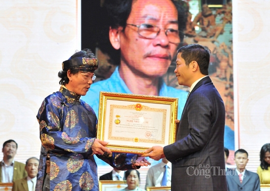 Vinh danh các nghệ nhân nghề thủ công mỹ nghệ cả nước