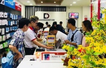 Cửa hàng di động đồng loạt khai trương, chủ yếu bán iPhone cũ