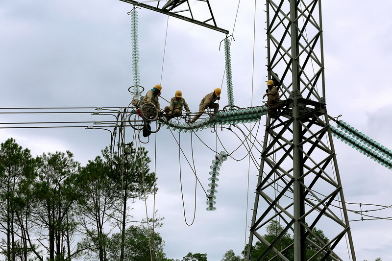 Truyền tải 1: Đảm bảo hoàn thành mục tiêu kép trong điều kiện giãn cách xã hội