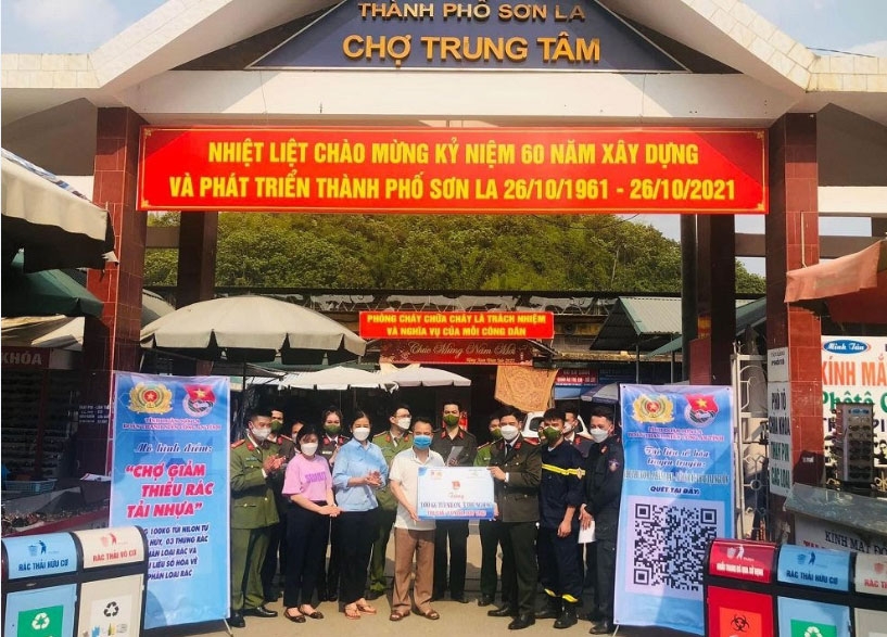 Sơn La xây dựng mô hình chợ giảm thiểu rác thải nhựa