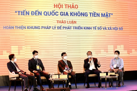 Thanh toán không tiền mặt được người tiêu dùng Việt đón nhận tích cực