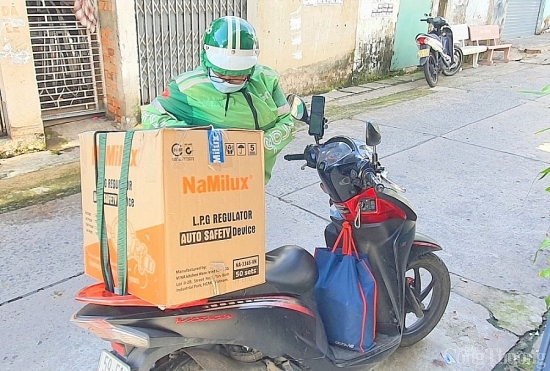 Sở Công Thương TP. Hồ Chí Minh đề xuất cho 25 nghìn shipper hoạt động trở lại