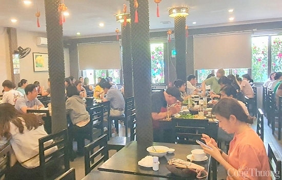 60% doanh nghiệp, cơ sở dịch vụ ăn uống tại TP. Hồ Chí Minh đã hoạt động lại