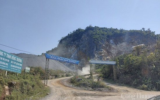 Nghệ An: Đình chỉ ngay hoạt động của doanh nghiệp nổ mìn làm hỏng nhà dân