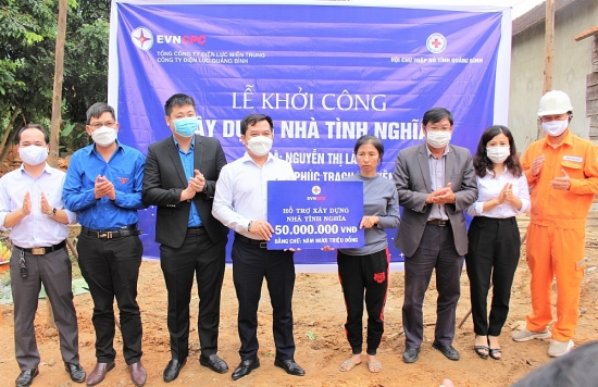 PC Quảng Bình: Hỗ trợ 50 triệu đồng xây dựng nhà tình nghĩa cho hộ nghèo