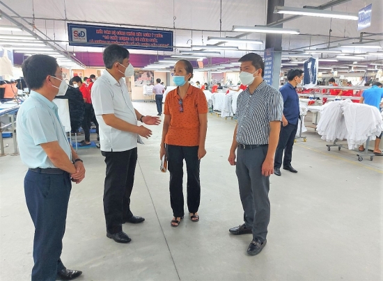 Quảng Bình: Lắng nghe, đồng hành, chia sẻ khó khăn cùng doanh nghiệp trước diễn biến phức tạp của dịch bệnh