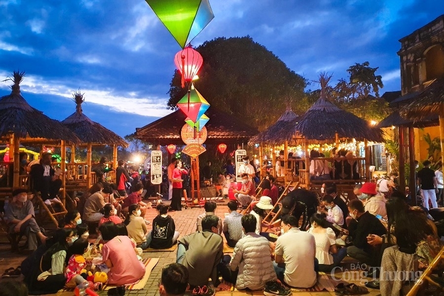 "Đánh thức" kinh tế đêm miền Trung: Bài 2: Khôi phục và phát triển mới các sản phẩm kinh tế đêm