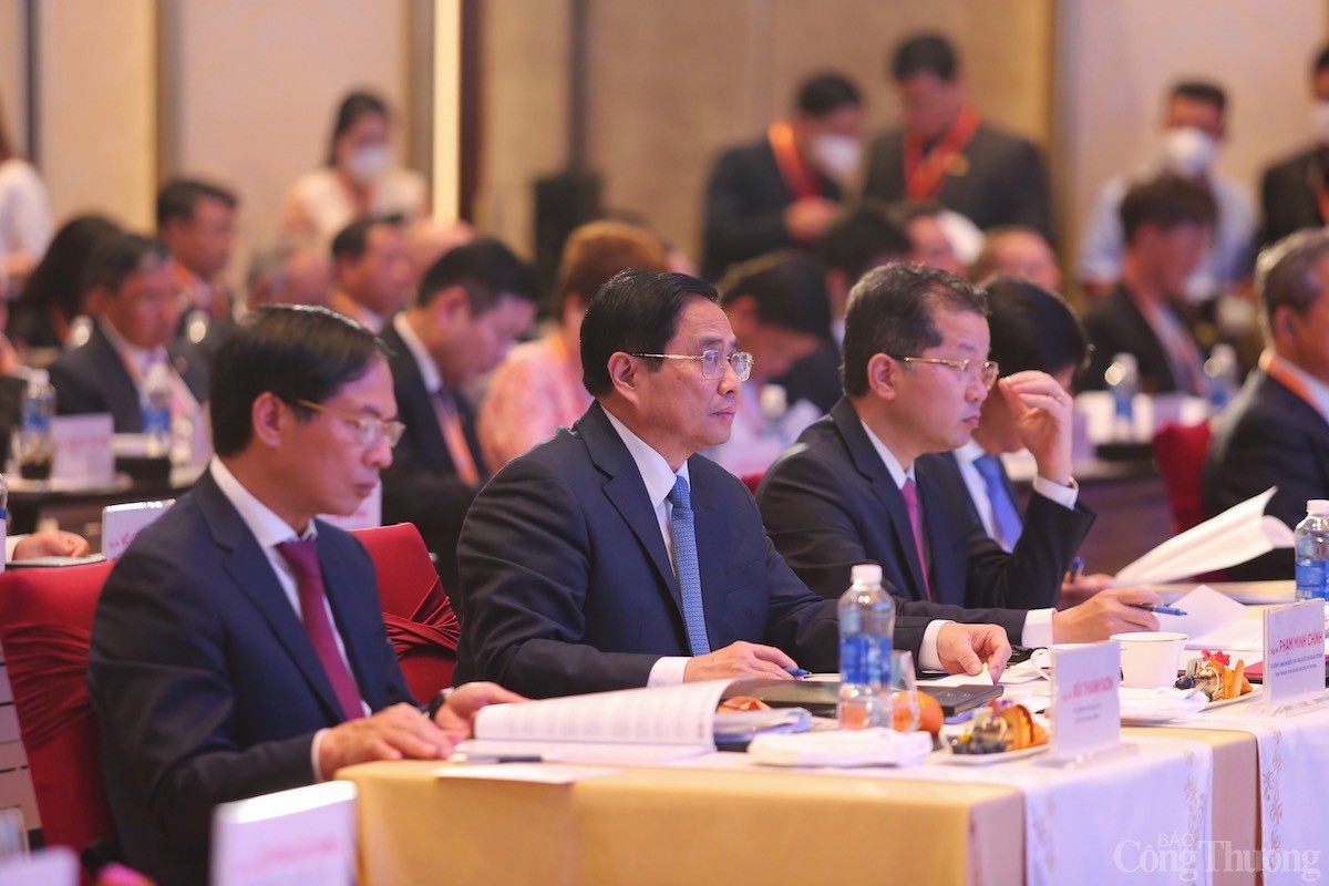 Thủ tướng Phạm Minh Chính dự Diễn đàn Đầu tư Đà Nẵng 2022