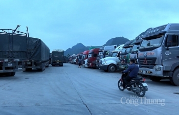 Dừng thông quan một số cửa khẩu ở Lạng Sơn kỳ nghỉ 1/5