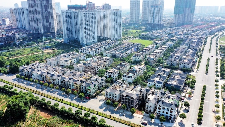 Siết tín dụng bất động sản: Nhà đất càng tăng giá?
