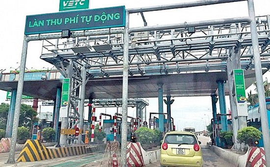 Phó Thủ tướng: Tuyệt đối không để xảy ra sự cố khi thu phí không dừng