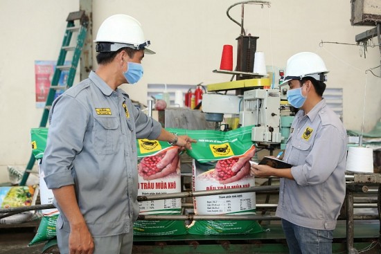 Tìm giải pháp "hạ nhiệt" thị trường phân bón: Bài 4: Giải pháp cần và đủ để bình ổn thị trường phân bón trong nước