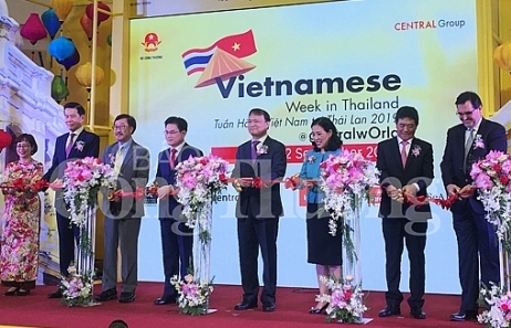 khai mac tuan hang viet nam tai thai lan 2019 dua san pham viet tien sau vao thi truong thai lan