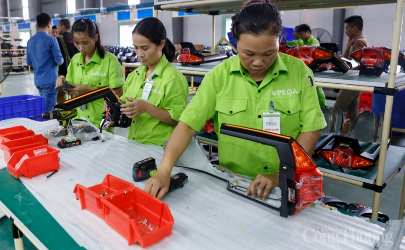 Tăng lương tối thiểu vùng cần hài hòa lợi ích- Kỳ I: Người lao động mong chờ, doanh nghiệp thêm khó