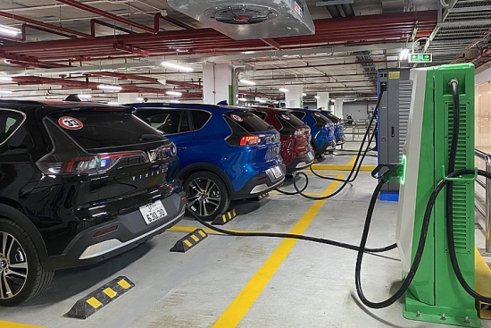 Phát triển xe ôtô điện: Phụ thuộc 3 trụ cột chính