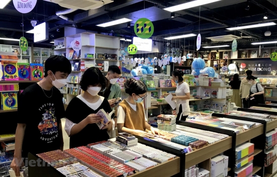 Nhiều chương trình khuyến mãi chào Hè dành cho thiếu nhi tại các nhà sách