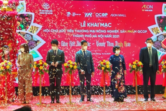 72 doanh nghiệp tham gia Hội chợ hàng nông sản, OCOP tại Aeon Mall Hà Đông