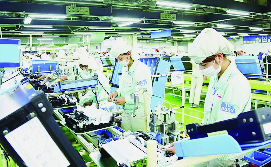 Việt Nam đang tiếp tục chuyển đổi sang các ngành công nghiệp có giá trị cao