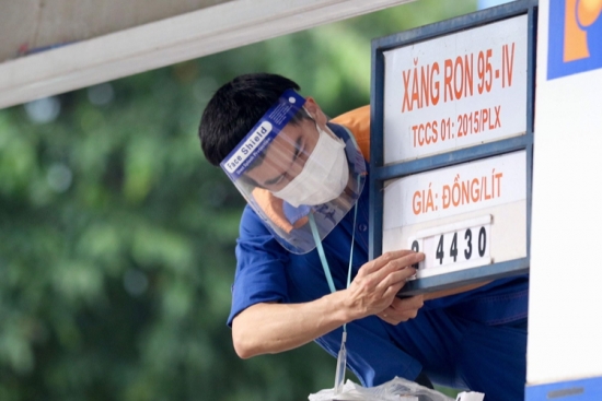 Ổn định kinh tế vĩ mô phải đặt lên hàng đầu