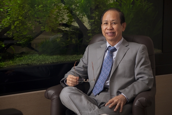 nghe nhan ly ngoc minh linh hon cua gom su minh long i