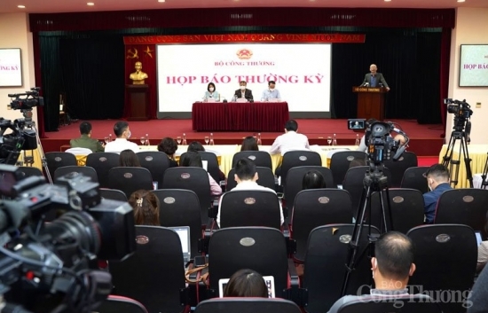 Bộ Công Thương đẩy mạnh hỗ trợ, kết nối tiêu thụ nông sản