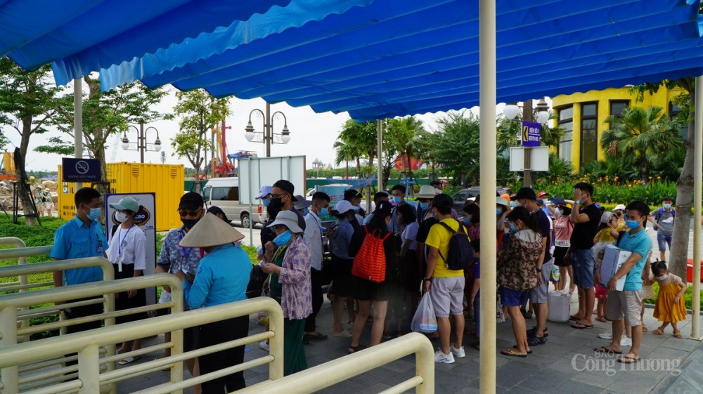 Từ 1/7, dừng giảm 50% giá vé tham quan vịnh Hạ Long