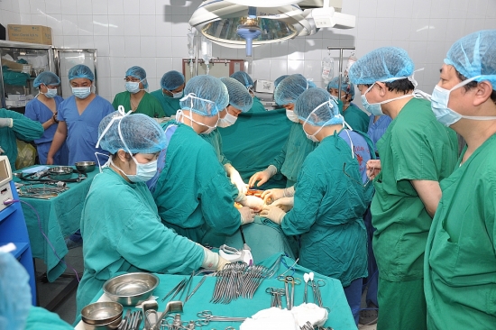 Đưa trình độ khoa học và công nghệ về y - dược Việt Nam bắt kịp thế giới