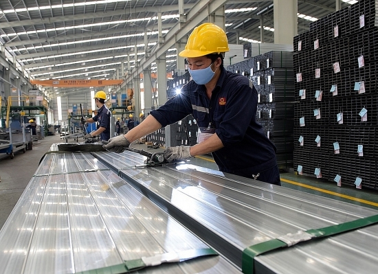 Giá thép tiếp tục tăng