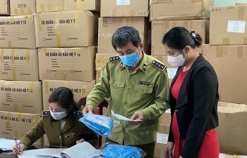 Chống hàng giả trong “bão” dịch: Nhận diện và đấu tranh hiệu quả