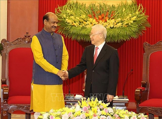 Tổng Bí thư Nguyễn Phú Trọng tiếp Chủ tịch Hạ viện Ấn Độ Om Birla