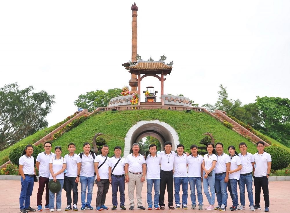 Chi bộ Công ty Đường ống Khí Nam Côn Sơn: Hành trình về nguồn miền Trung anh hùng