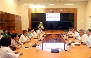 PVN, PV GAS trao tặng thiết bị y tế cho Bệnh viện Đại học Y Hà Nội