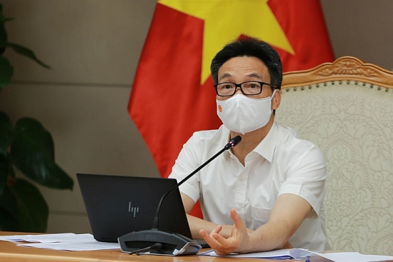 Hoàn thiện quy trình cấp phép vaccine và sản xuất sinh phẩm phòng, chống dịch COVID-19