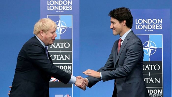 Anh và Canada ký hiệp định thương mại tạm thời