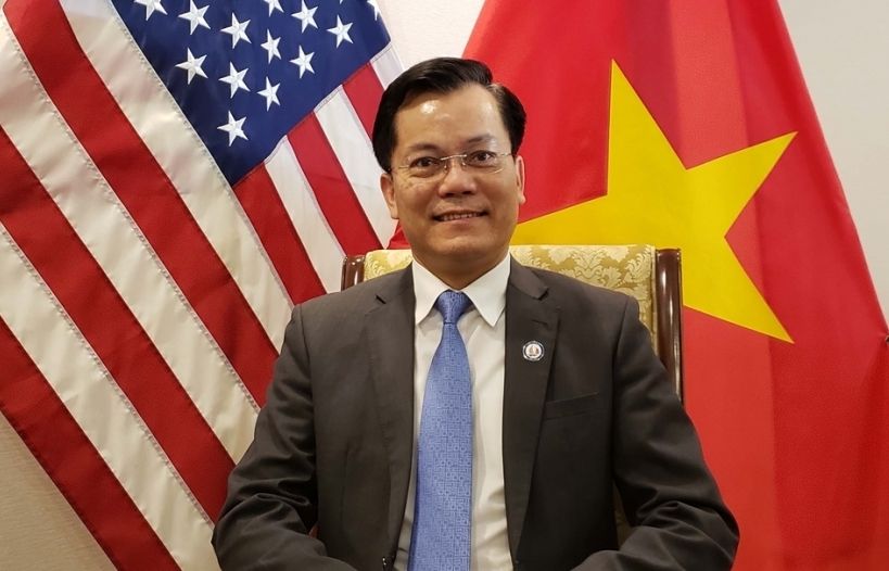 dai su quan viet nam tai hoa ky truc tiep ho tro cung nhu van dong sinh vien nen o lai